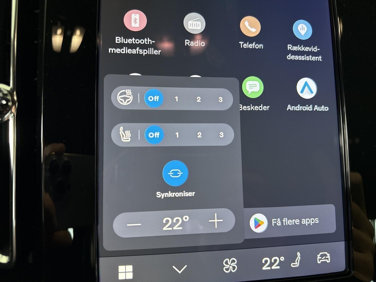 Grå Volvo EX40 fra 2025