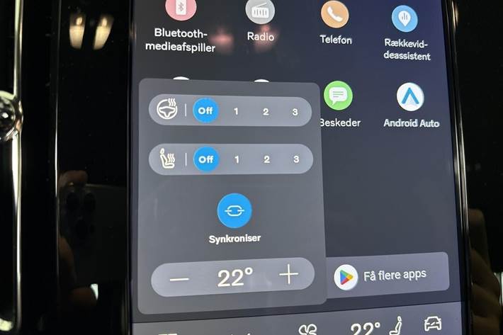 Grå Volvo EX40 fra 2025