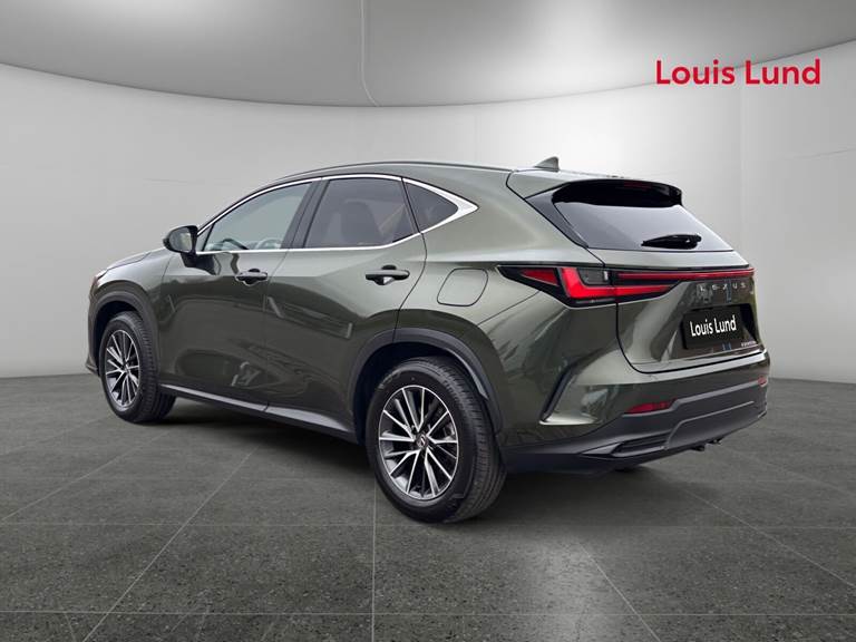 Lexus NX 2,5 450h+ Plugin-hybrid Business Plus 4WD 309HK 5d Trinl. Gear