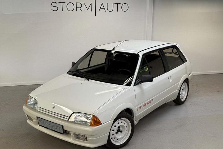 undefined Citroën AX fra 1989 set udefra