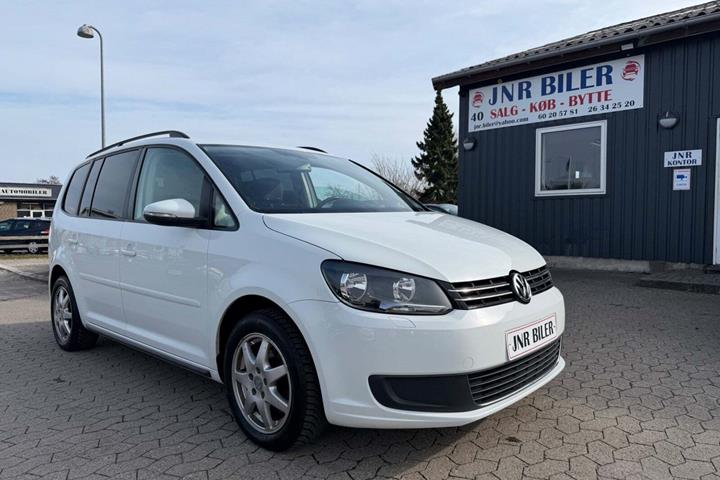 undefined VW Touran fra 2015 set udefra