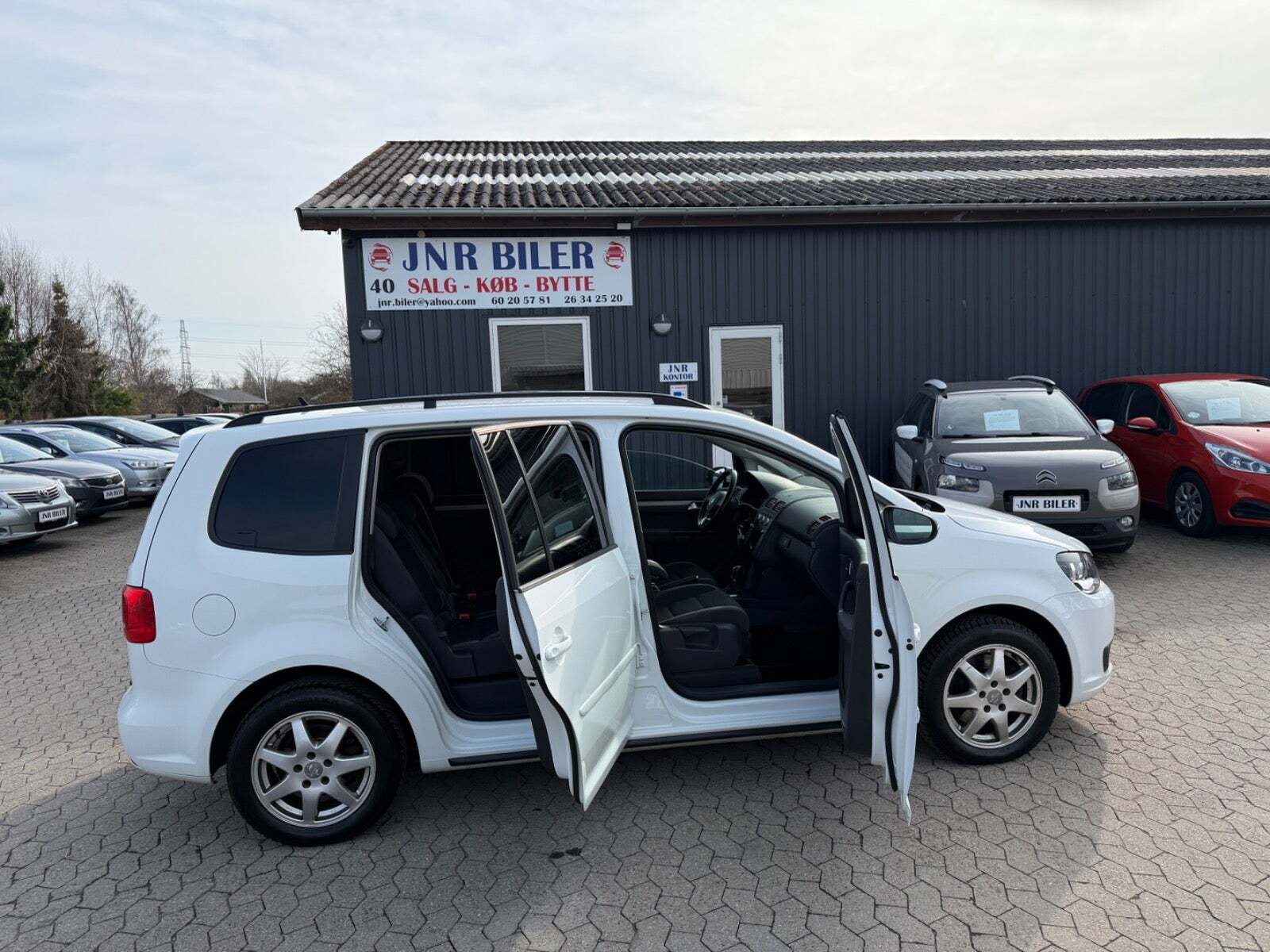 VW Touran 2,0 TDi 140 Comfortline DSG BMT 7prs