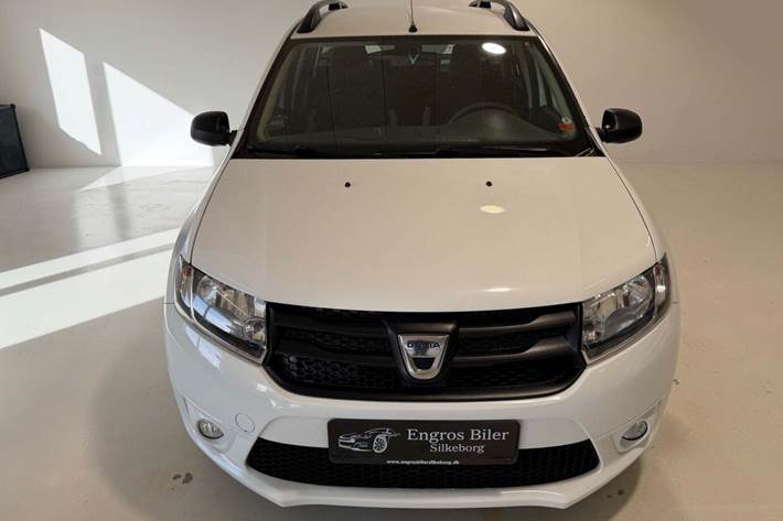 Hvid Dacia Logan fra 2014
