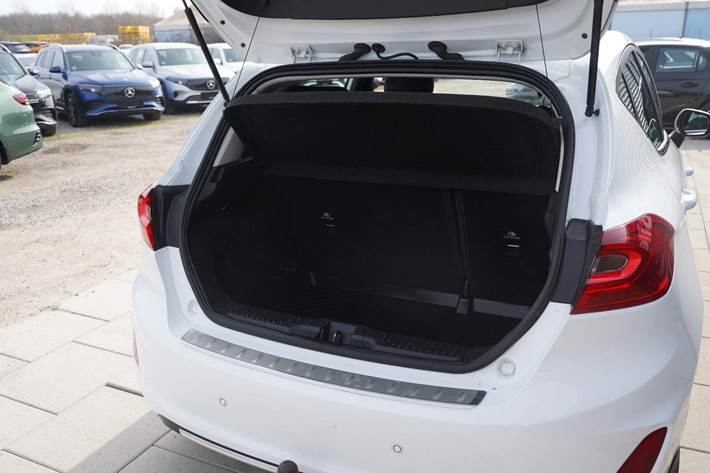 Hvid Ford Fiesta fra 2018