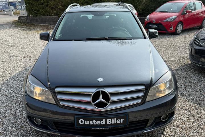undefined Mercedes C250 fra 2009 set udefra