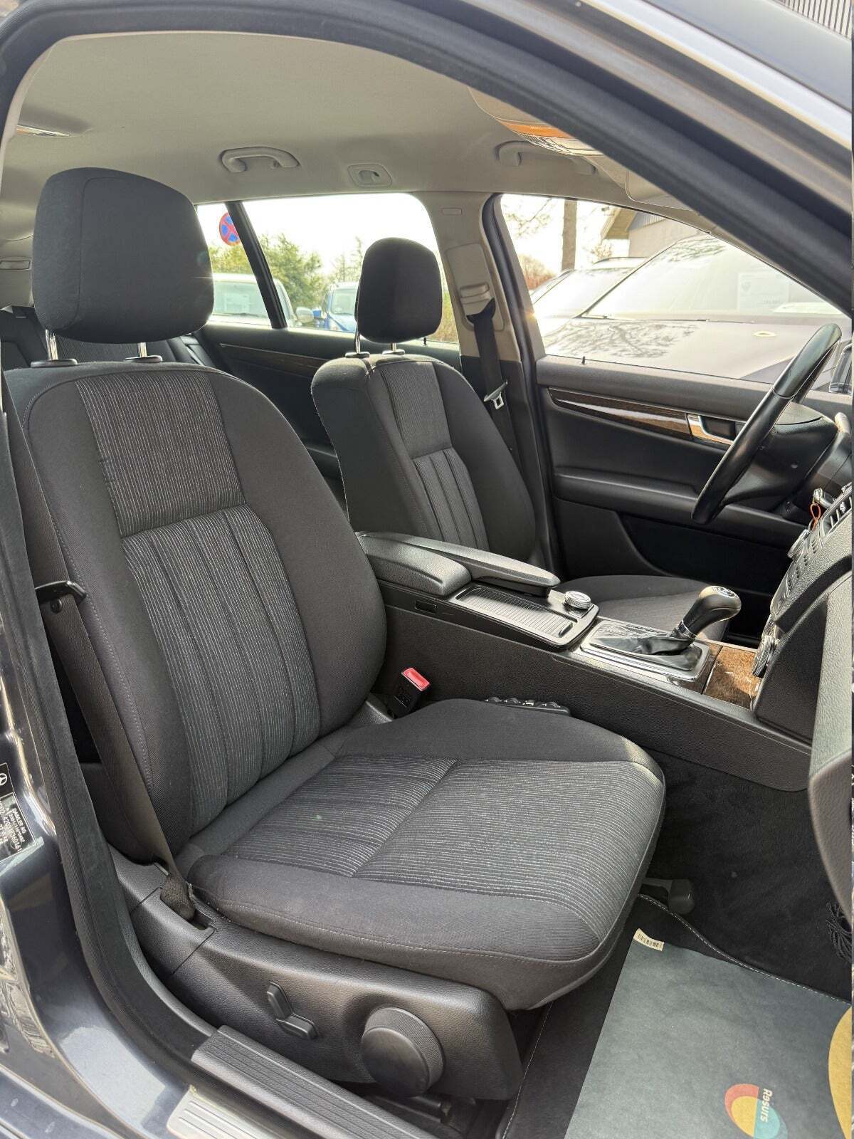 undefined Mercedes C250 fra 2009 set indefra