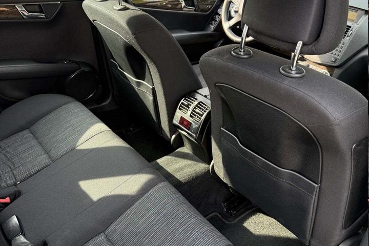undefined Mercedes C250 fra 2009 set indefra