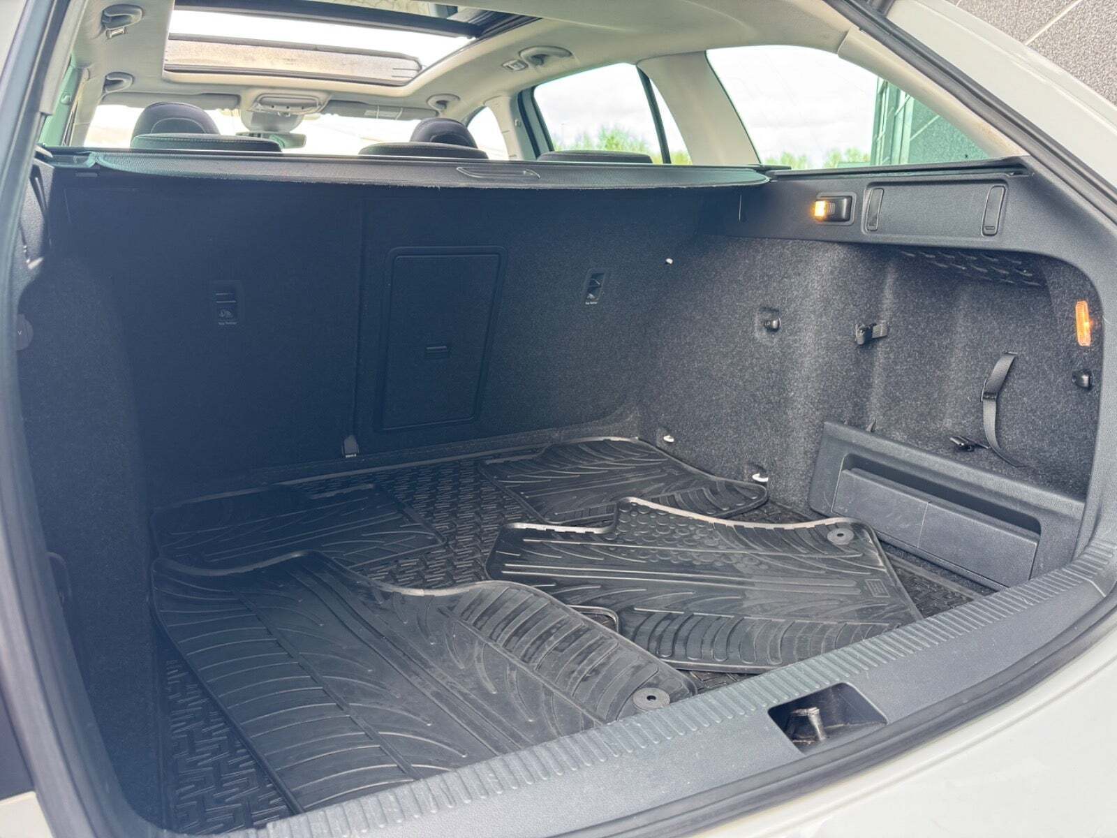 Hvid Skoda Octavia fra 2018