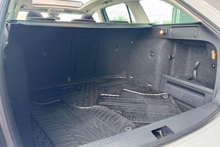 Hvid Skoda Octavia fra 2018