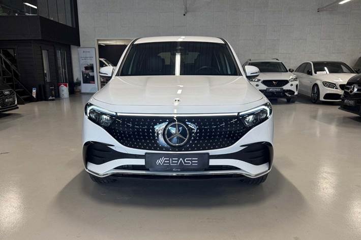 Hvid Mercedes EQB250+ fra 2025