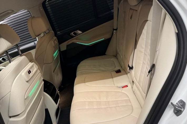 Hvid BMW X5 fra 2020