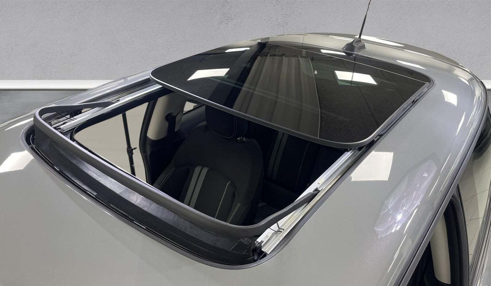 Grå Mini Cooper SE fra 2022