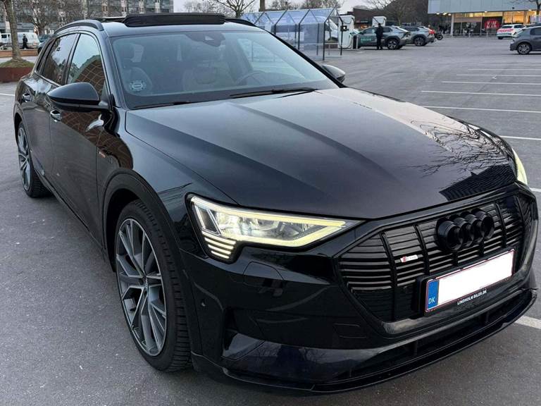 Audi e-tron 50 S-line quattro