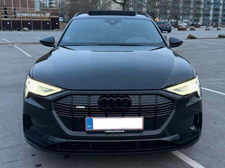 Audi e-tron 50 S-line quattro