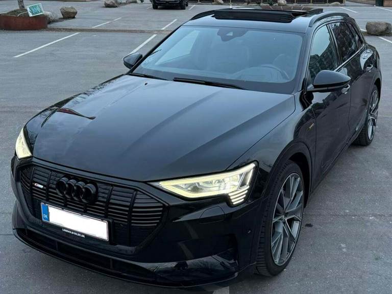 Audi e-tron 50 S-line quattro