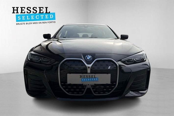 Sort BMW i4 fra 2024
