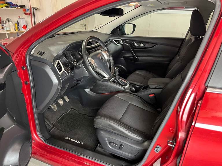 Nissan Qashqai 1,2 Dig-T 115 Tekna Van