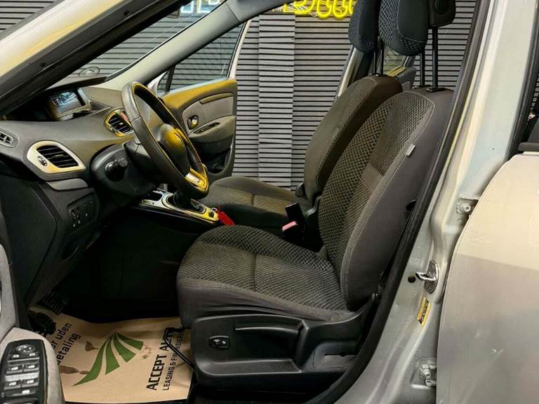 Renault Grand Scenic III 1,5 dCi 110 Authentique+ 7prs