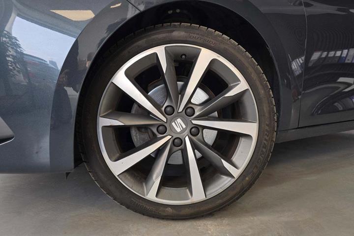Grå Seat Leon fra 2020