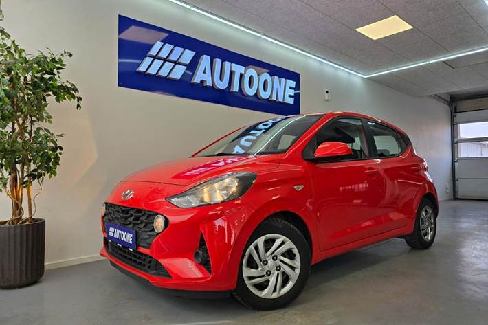 Rød Hyundai i10 fra 2020