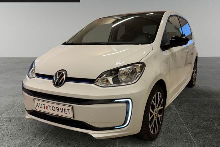 Hvid VW E-UP! fra 2022 set udefra