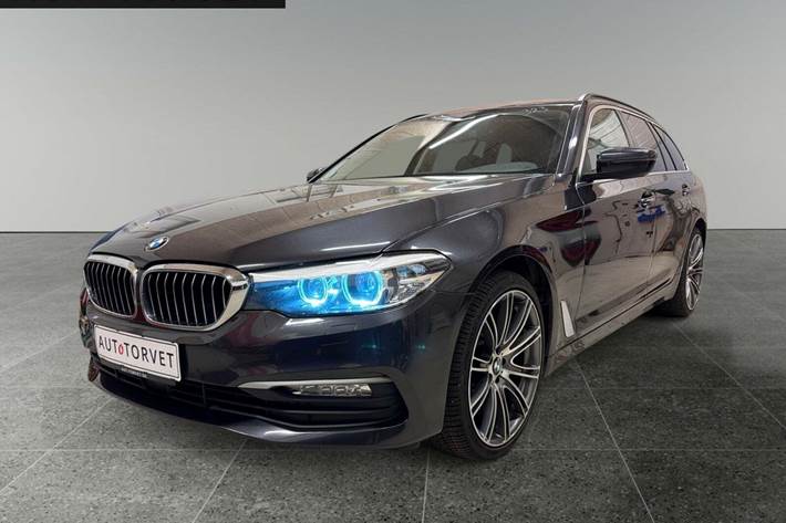 Grå BMW 520d fra 2018
