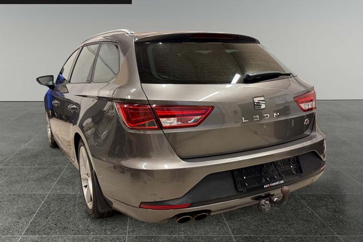 Grå Seat Leon fra 2014