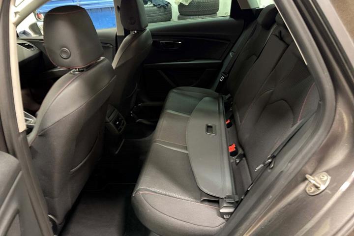Grå Seat Leon fra 2014