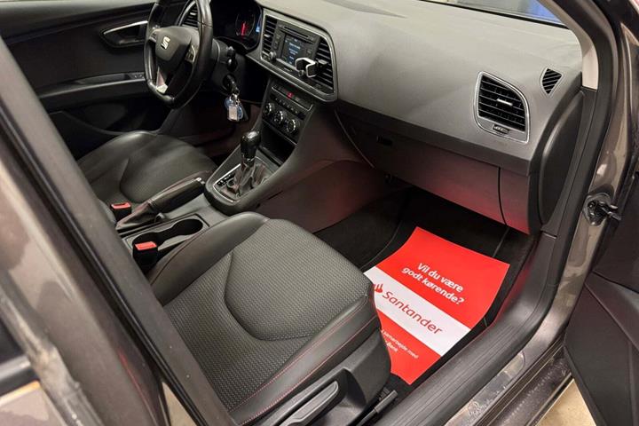 Grå Seat Leon fra 2014