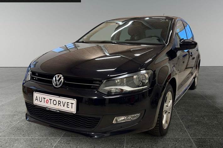 Sort VW Polo fra 2014 set udefra