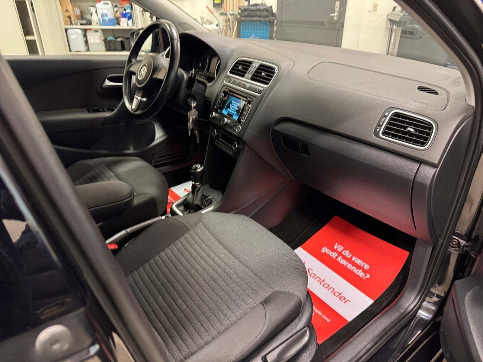 Sort VW Polo fra 2014
