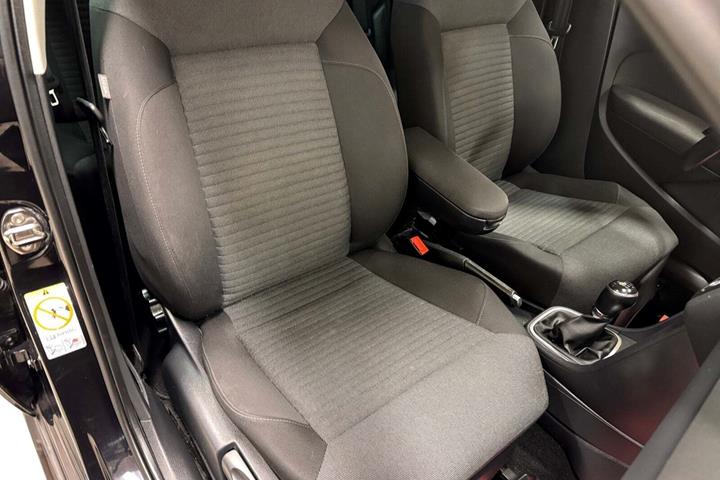 Sort VW Polo fra 2014
