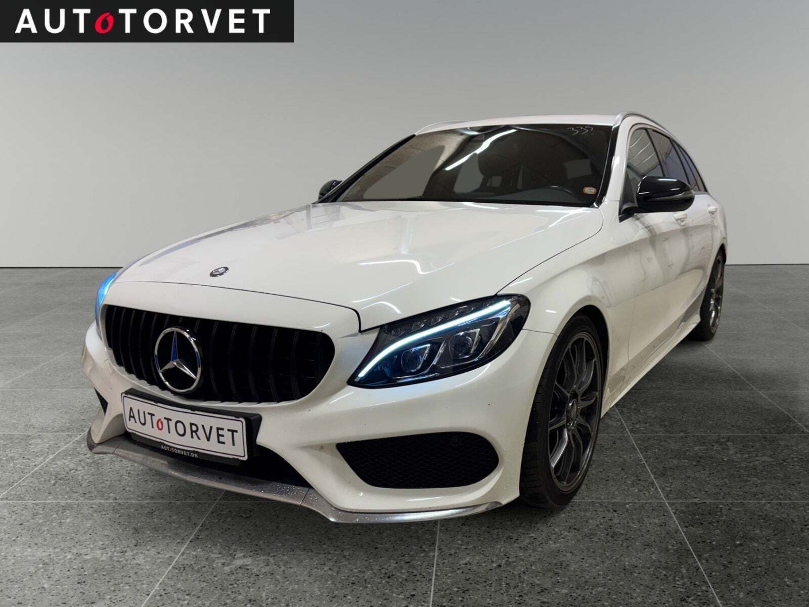 Mercedes C400 3,0 AMG Line stc. aut. 4Matic