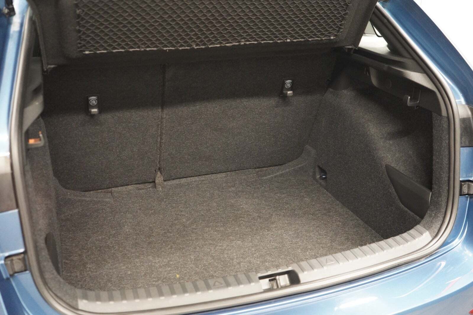Blå Skoda Scala fra 2022