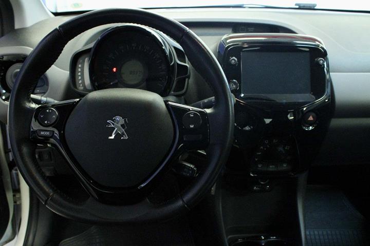Hvid Peugeot 108 fra 2020