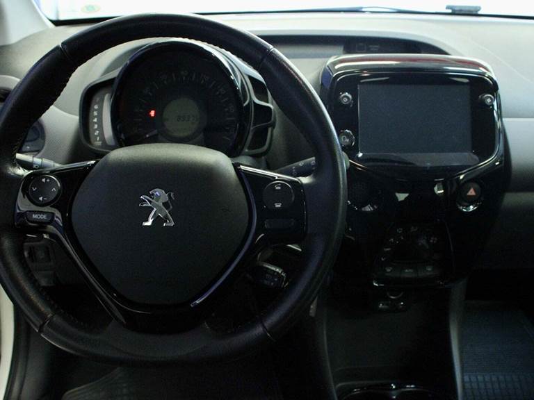 Peugeot 108 1,0 e-VTi 72 Infinity