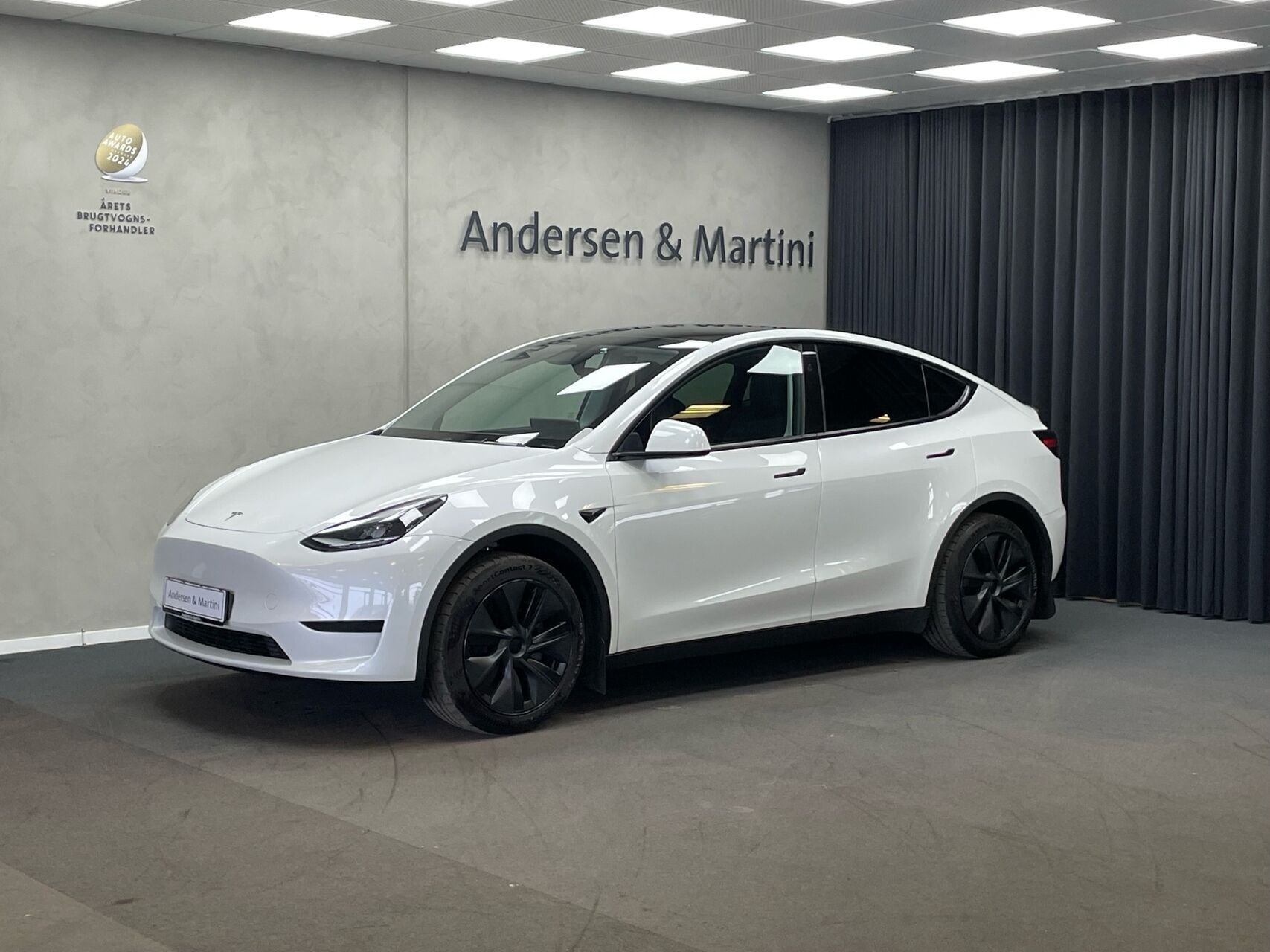 Tesla Model Y EL Long Range RWD 340HK 5d Aut.