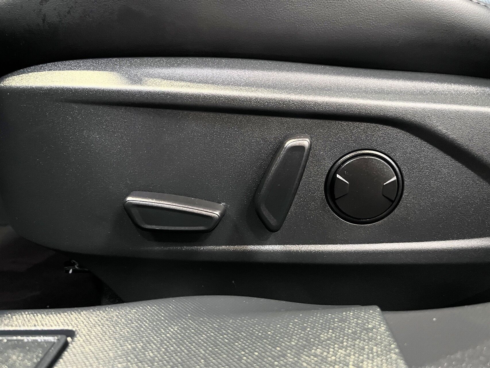 Sort Ford Mustang Mach-E fra 2022