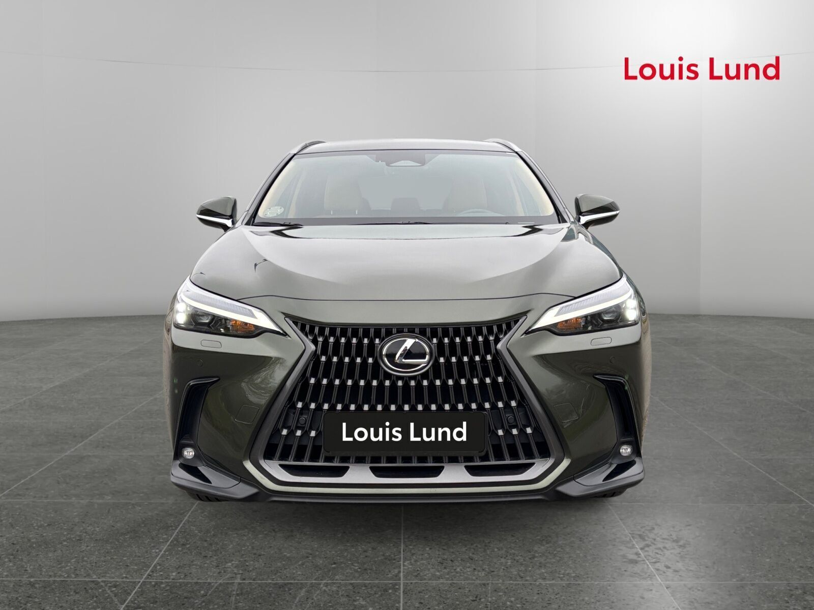 Lexus NX 2,5 450h+ Plugin-hybrid Business Plus 4WD 309HK 5d Trinl. Gear