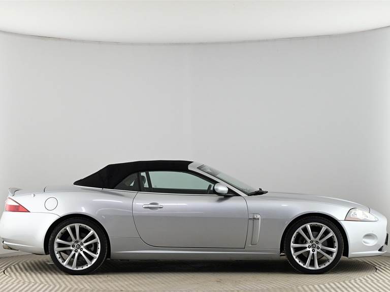 Jaguar XK8 4,2 Convertible V8 300HK Cabr. 6g Aut.