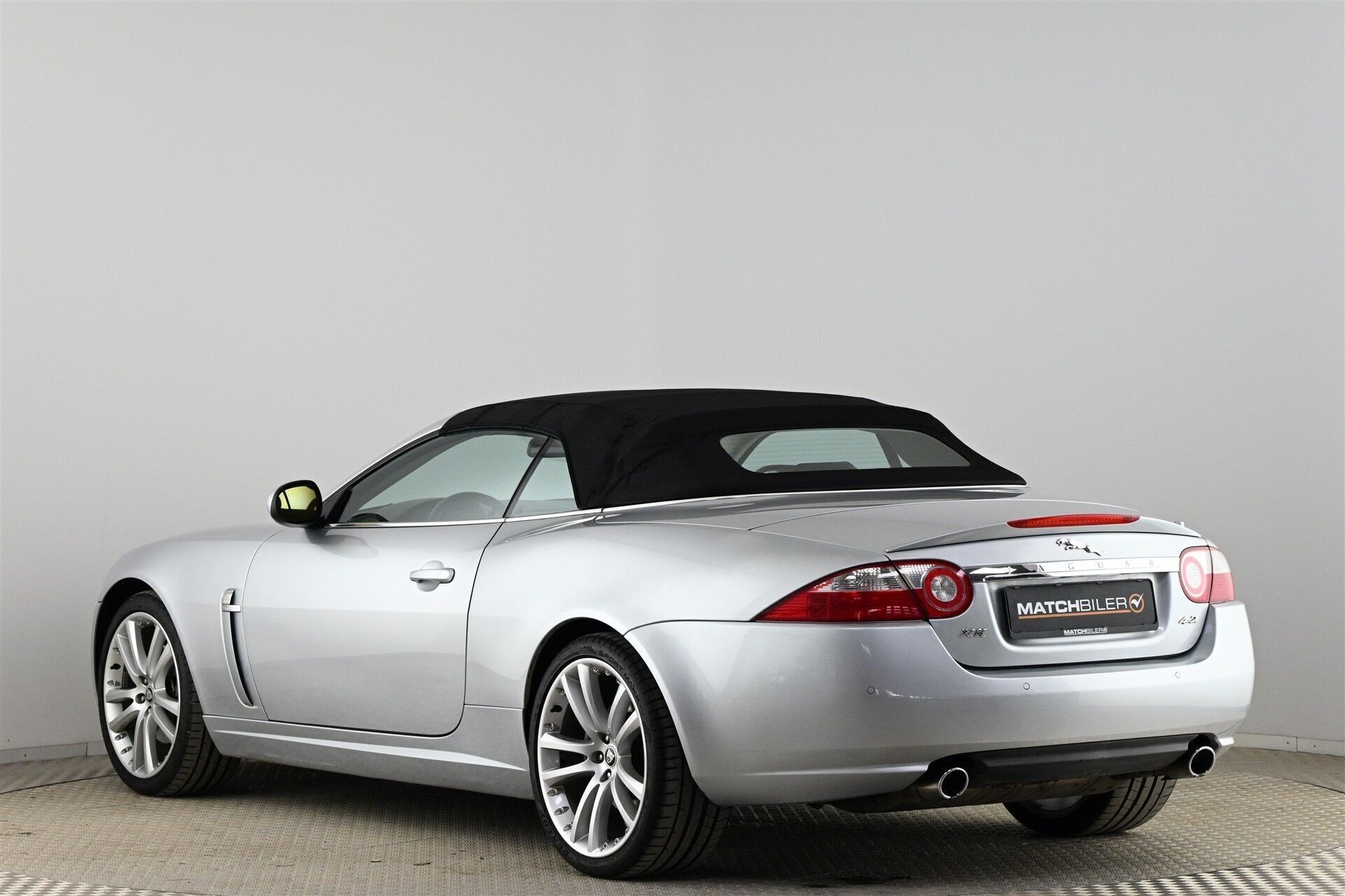 Jaguar XK8 4,2 Convertible V8 300HK Cabr. 6g Aut.