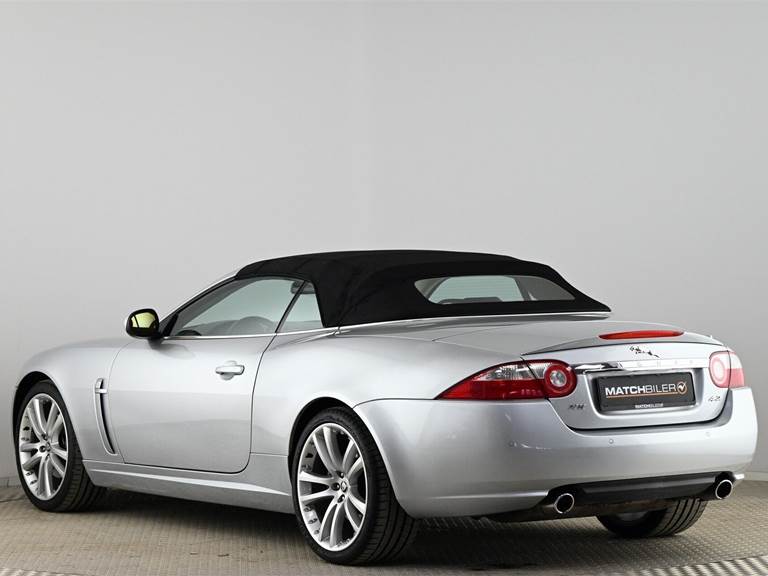 Jaguar XK8 4,2 Convertible V8 300HK Cabr. 6g Aut.