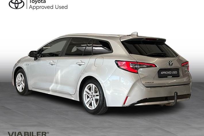 Grå Toyota Corolla fra 2019