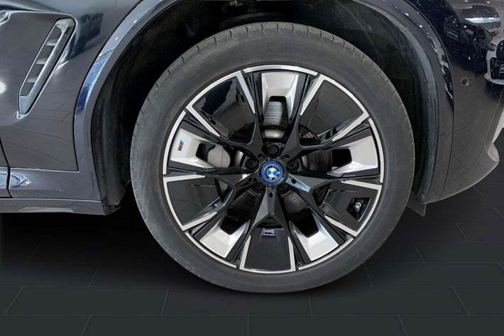 undefined BMW iX3 fra 2023