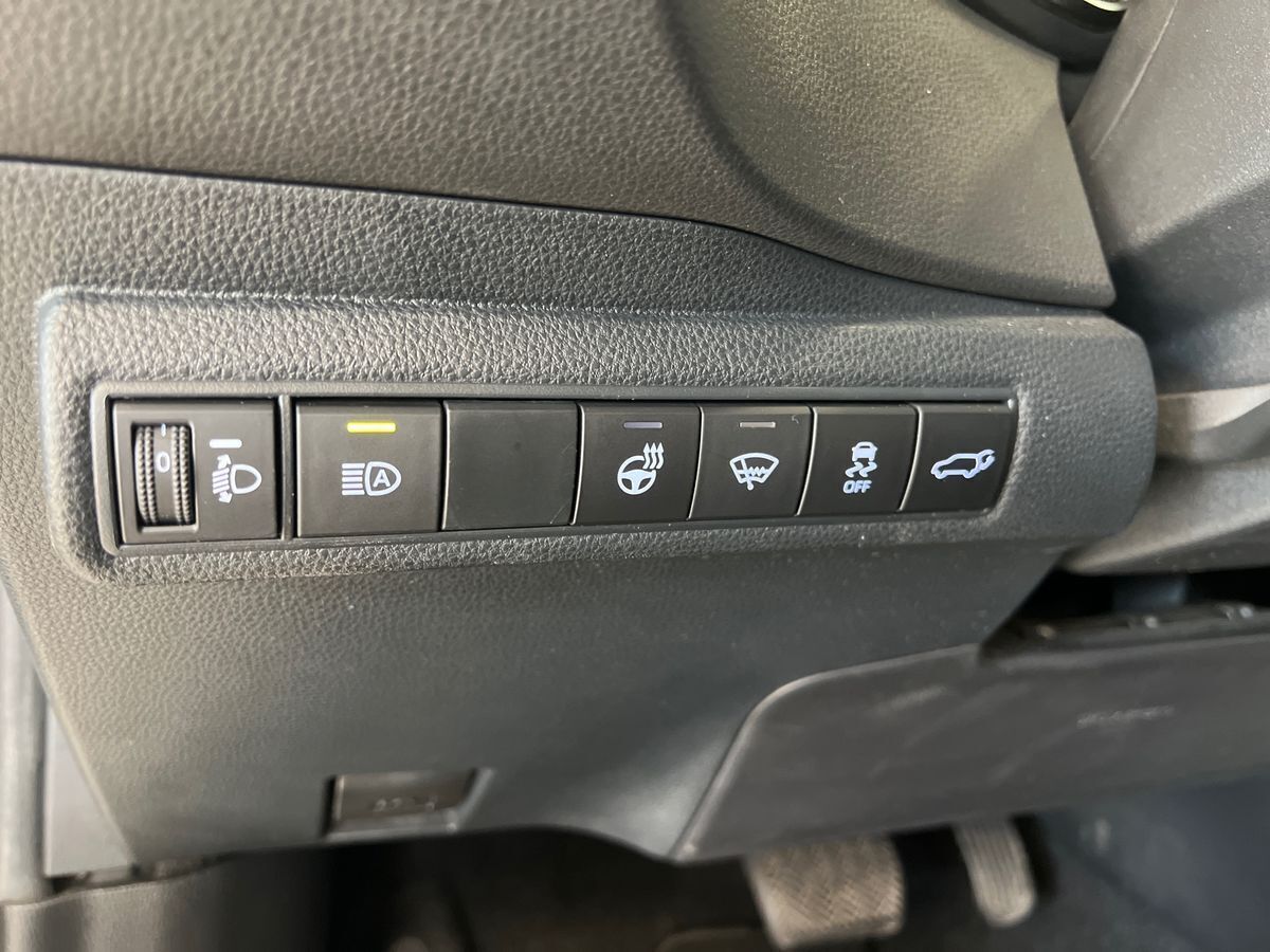 Grå Toyota Corolla fra 2019