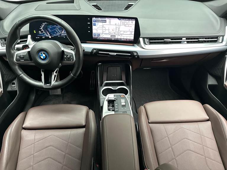 BMW iX1 xDrive30 EL Fully Charged 4x4 313HK 5d Aut.