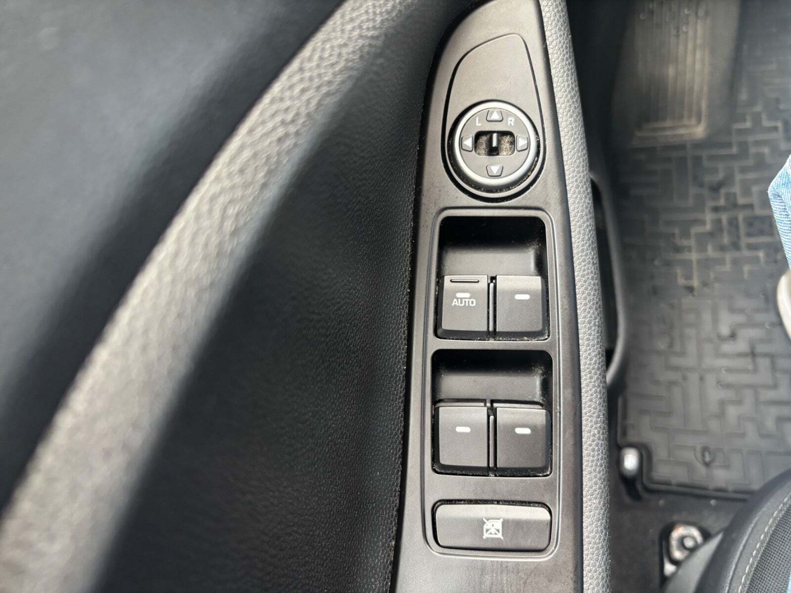 Sort Hyundai i20 fra 2020