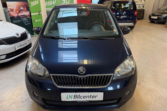 Blå Skoda Citigo fra 2013