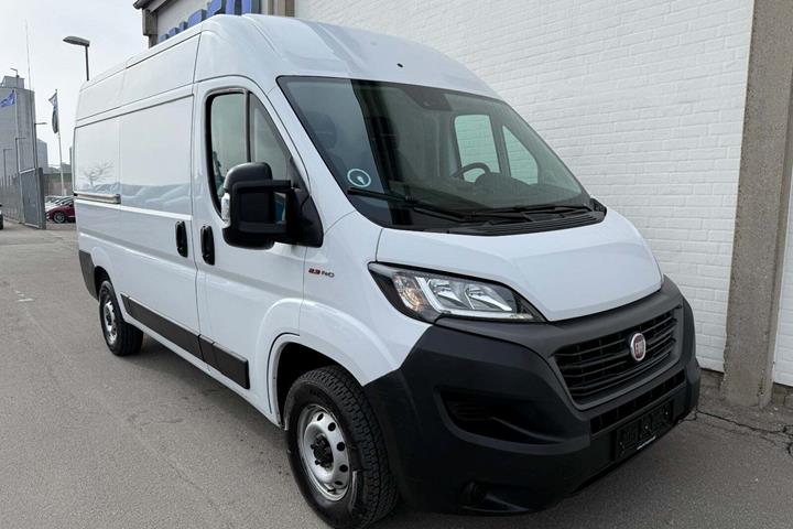 Hvid Fiat Ducato 35 fra 2021