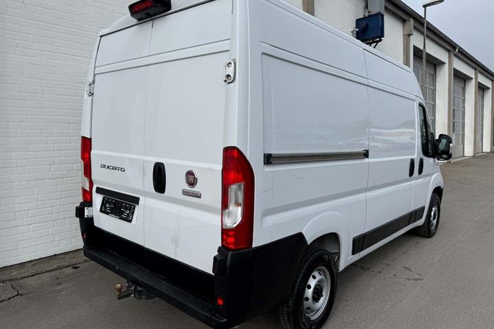 Hvid Fiat Ducato 35 fra 2021